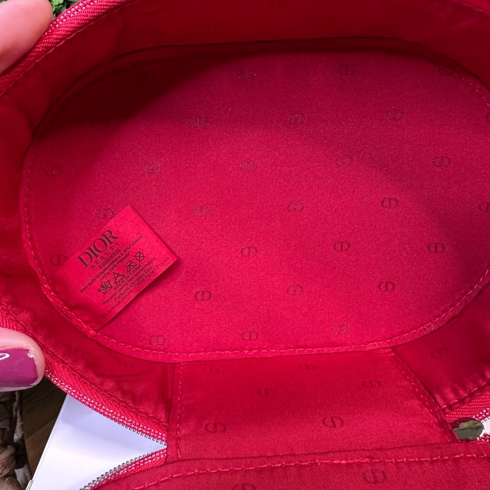 NIB Dior Red zip around small bag - Picture 10 of 13